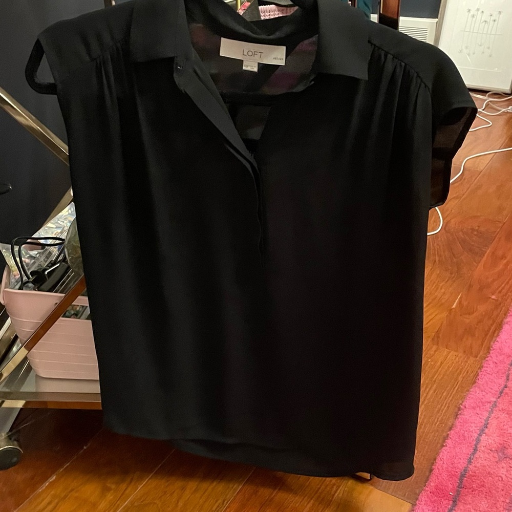 Black short sleeve blouse